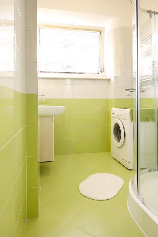 Lovely Funky Flat Near Royal Park Warschau Buitenkant foto
